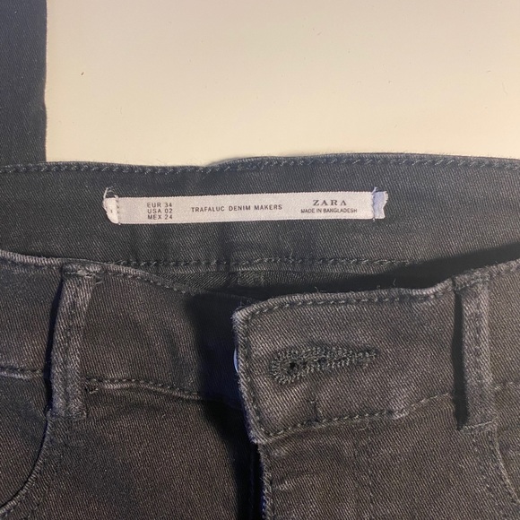 Black Zara Hi-Rise Skinny Jeans - Picture 4 of 8